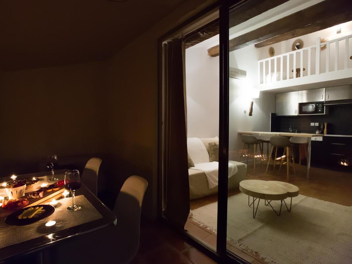 เล เคล่ เดอ ลา ซิตี้ Apartment การ์กาซอน ห้อง รูปภาพ